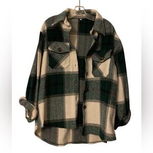 🤩 2 FOR $25 🤩- BUNDLE & SAVE Women’s Green Shacket